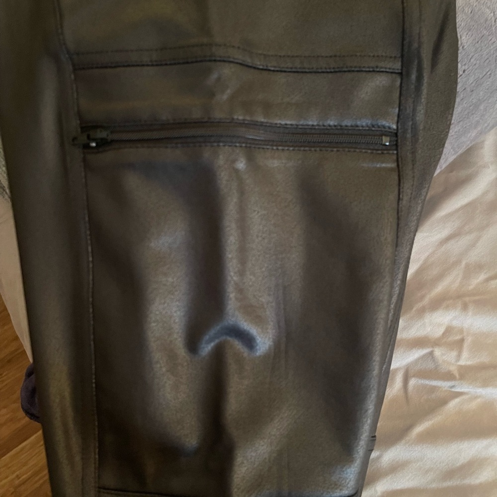 Bar lll faux leather Leggings - Picture 12 of 12
